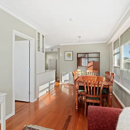Coastal City Retreat - New Brighton Accommodation